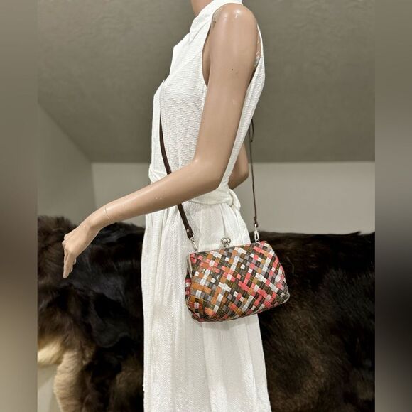 Colorful Genuine Woven Leather Kisslock Crossbody Box Bag,  Includes 2 Straps - Picture 9 of 16